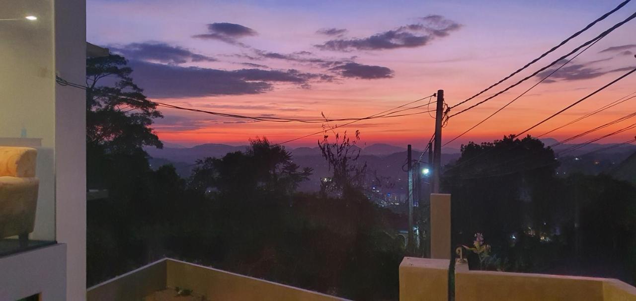 Hotel Kandyan View "Free Pickup From Kandy City" מראה חיצוני תמונה