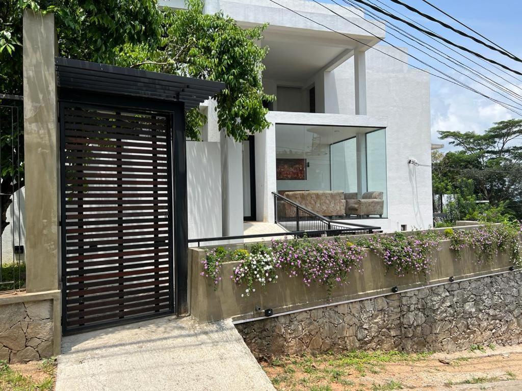 Hotel Kandyan View "Free Pickup From Kandy City" מראה חיצוני תמונה