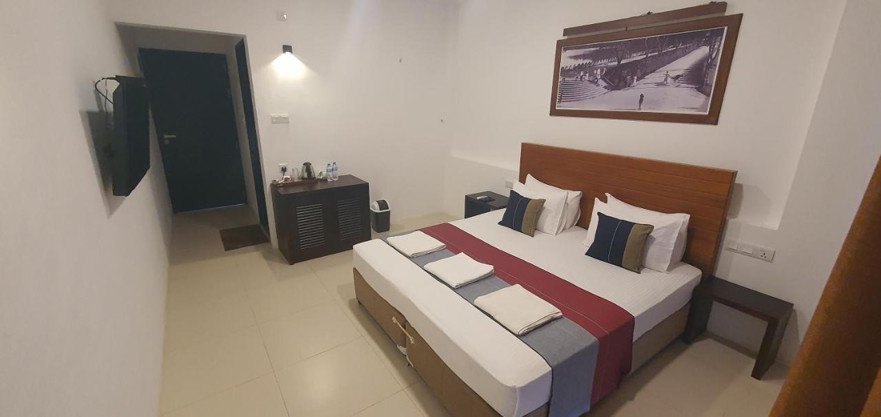 Hotel Kandyan View "Free Pickup From Kandy City" מראה חיצוני תמונה